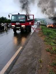 Drame routier en Côte d’Ivoire : une collision entre poids lourds fait quatre morts, dont un conducteur calciné
