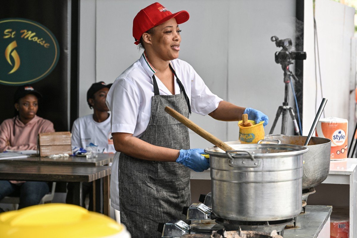 Zeinab Bancé relance son défi pour le Record Guinness du plus long marathon culinaire